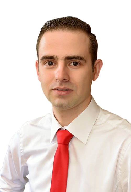 Illia Dumbadze, CITP|FIBP – Logistics Supervisor