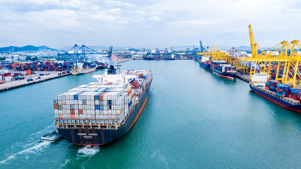 Necessary agreements and legal considerations for cargo insurance in international trade